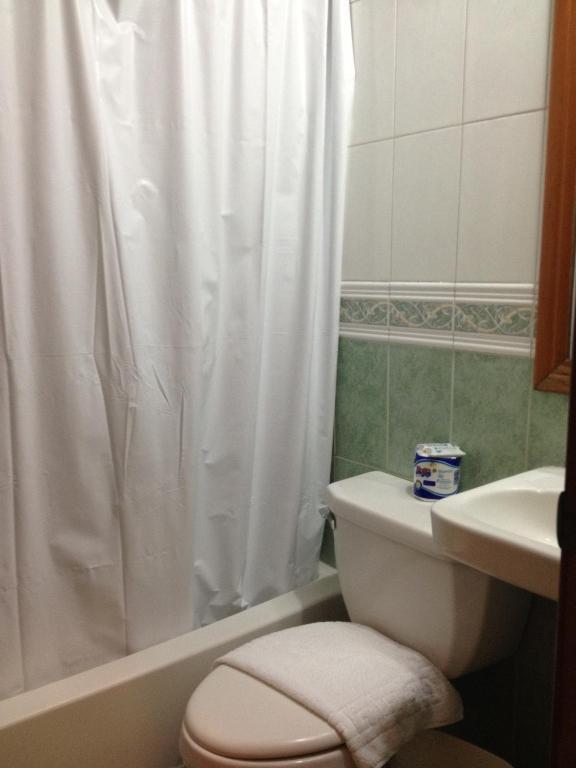Carey House Hotel Santo Domingo Rum bild